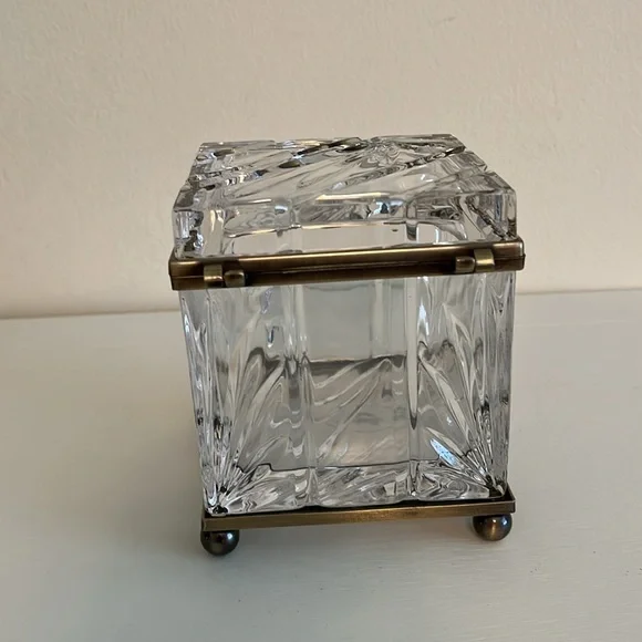 Vintage Cut Crystal Brass Hinged Jewelry Casket Box Vanity  Castilian Imports - Picture 5 of 11